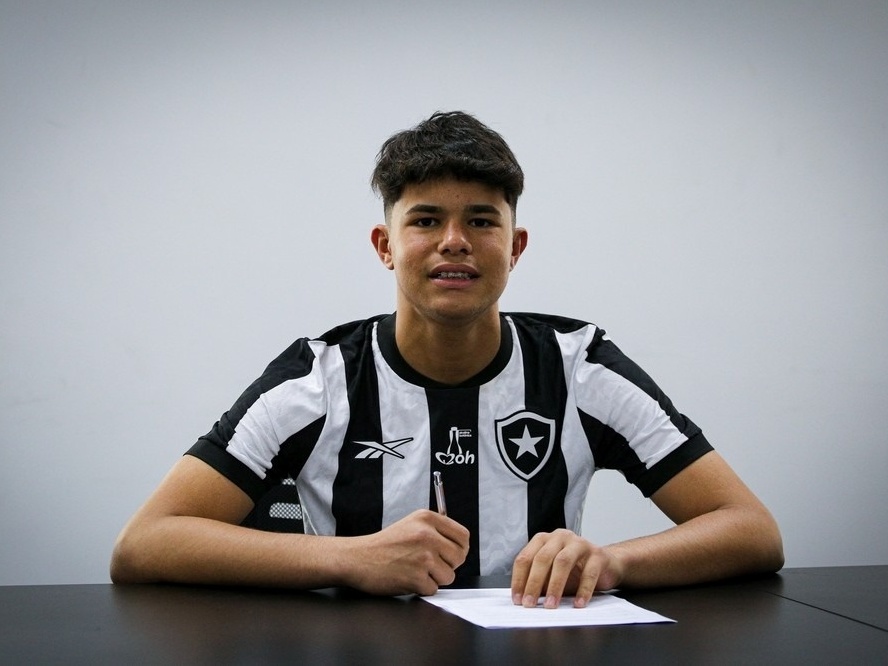 Bruninho Samudio vai jogar na base do Botafogo