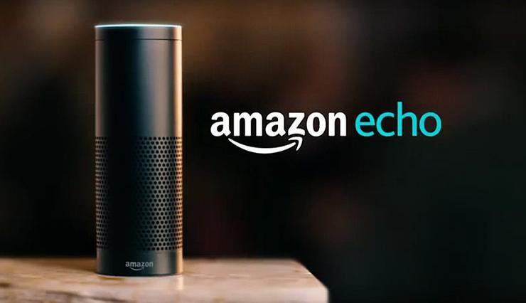 O primeiro Echo foi lançado em 2014 e trouxe inovação com o assistente virtual Alexa da Amazon