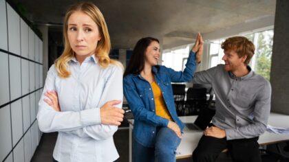 Como lidar com pessoas falsas no ambiente de trabalho