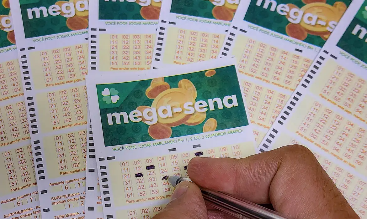 Mega-Sena acumula novamente e prêmio chega a R$ 200 milhões